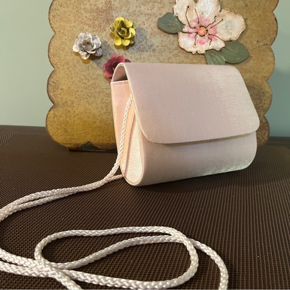 La Regale Purse